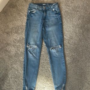 Women’s Old Navy rockstar distressed skinny jeans